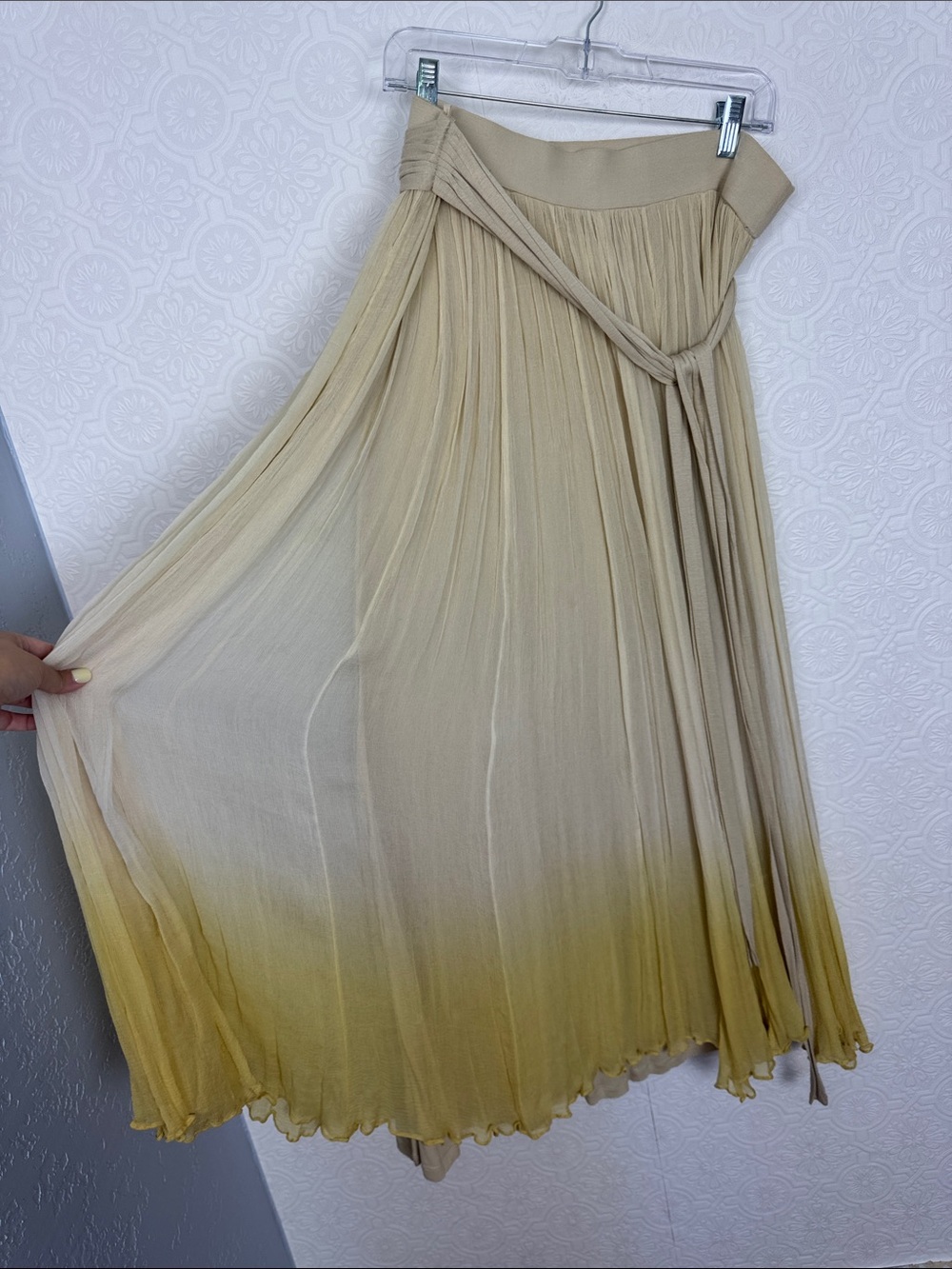 Rina Dhaka Pleated Ombre Maxi Wrap Skirt Beige Yellow Size‎ 4 Romantic Full
